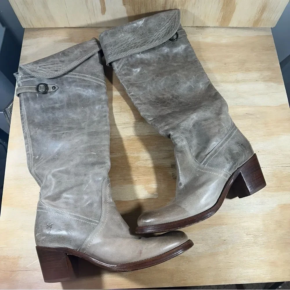 Frye Jane Tall Cuff boots Women’s Size 8.5
